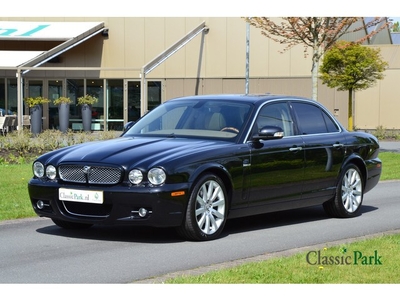 Jaguar XJ 2.7D (bj 2008, automaat)