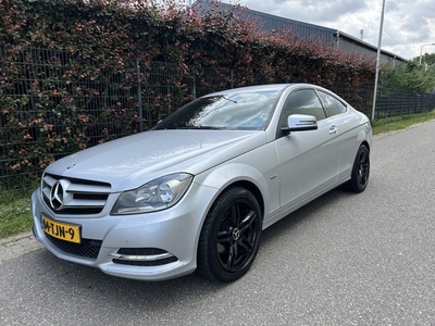 Mercedes-Benz C-Klasse Coupé 180 / LEER / NAVI / AUTOMAAT /