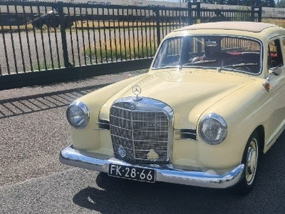 Mercedes Benz Ponton creme 1961 €22,250.00