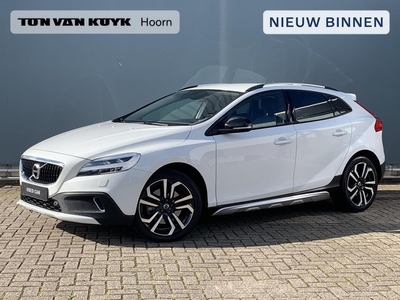 Volvo V40 Cross Country 2.0 T3 Nordic+ styling pakket