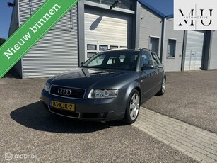 Audi A4 Avant 3.0 quattro Pro Line NIEUWE APK!!!