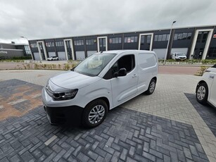 Citroën E-Berlingo 136 L1 50 kWh Startende ondernemer?