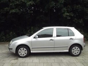 Škoda Fabia 1.4-16V Flash cruise APK recent (bj 2004)