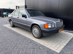 Mercedes-Benz 190-serie 1.8 E Class