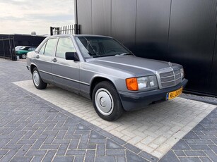 Mercedes-Benz 190-serie 2.0 E