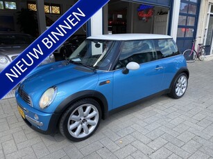 MINI Mini 1.6 Cooper Pepper AUTOMAAT SHOWROOMSTAAT.