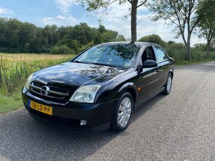 Opel Vectra 2.2-16V Elegance