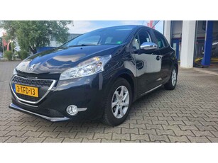 Peugeot 208 1.2 VTi Envy Navi, Cruise, Trekhaak (RIJKLAARPRIJS)/BOVAG)