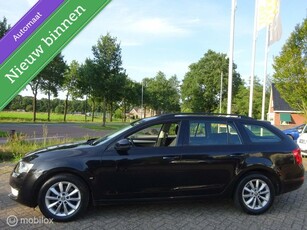 Skoda Octavia Combi 1.0 TSI Greentech Ambition AUT.Navi!