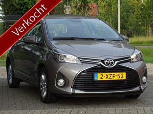 Toyota Yaris 1.3 VVT-i Lounge (bj 2014, automaat)