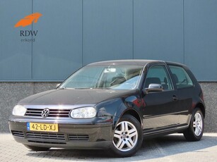 Volkswagen Golf 2.0 Highline (bj 2002)