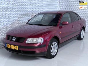 Volkswagen Passat 1.8-5V Trendline