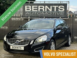 Volvo V60 T3 MomentumTrekhaakBluetoothStoelverwarming