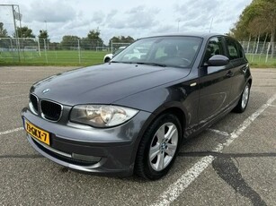 BMW 1-serie 116i Business Line APK 30-6-2025! Nette auto