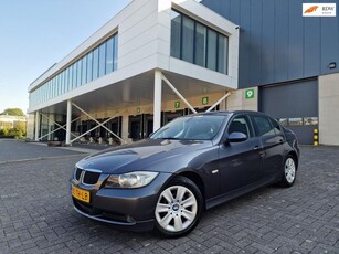 BMW 3-serie 318i High Executive PSENSOR CRUISE 2 X SLEUTELS