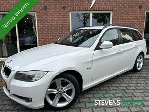 BMW 3-serie Touring 318i Executive Z.G.A.N APK / 18 INCH /