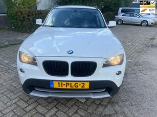 BMW X1 SDrive18i ((( goed onderhouden)))