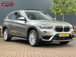 BMW X1 sDrive20i Essential / 35dkm / NL-auto /