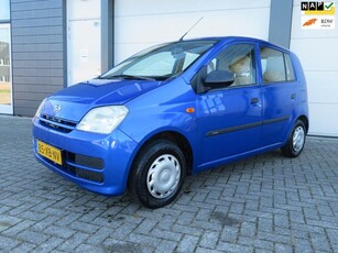 Daihatsu Cuore 1.0-12V Tokyo 5 deurs stuurbekrachtiging