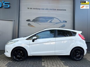 Ford Fiesta 1.6 indivudual 2009 120pk nieuwe apk spoiler