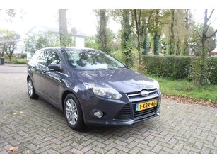 Ford Focus Wagon 1.0 EcoBoost Titanium (Airco, 6 Bak)