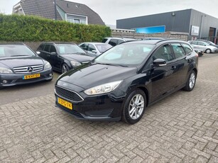 Ford FOCUS Wagon 1.0 Trend Edition (bj 2015)