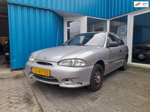 Hyundai Excel 1.3i LS