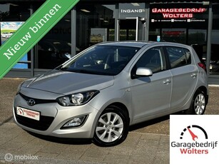 Hyundai i20 1.2i Business Edition airco 5drs nieuwe apk