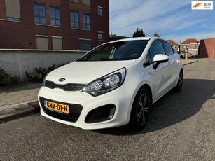 Kia Rio 1.2 CVVT ComfortLine /Clima/Elek.