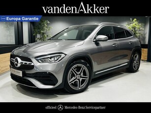 Mercedes-Benz GLA 180 AMG // Carplay // Sfeerverlichting //