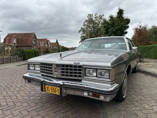 Oldsmobile Ninety-Eight Regency (bj 1980, automaat)