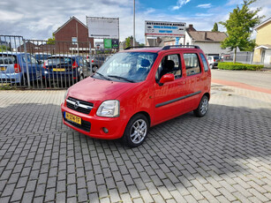 Opel Agila 1.0-12V Essentia