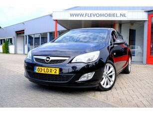 Opel Astra 1.4 Turbo Cosmo NaviLederClimaSportstoelen