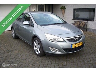 Opel Astra 1.6 Cosmo 57.809KM Nap! Clima Cruise Nieuwe APK!