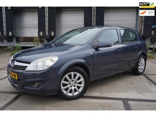 Opel Astra 1.6 Temptation * Uniek * Cruise * Lm Velgen *