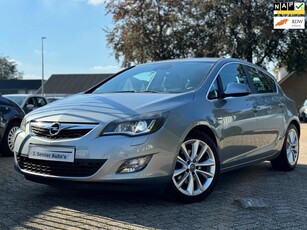 Opel Astra 1.6 Turbo Cosmo XENON CRUISE PDC 180PK STOELVERW.