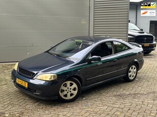 Opel Astra Coupé 2.2-16V Elegance / RIJDT SCHAKELT GOED /