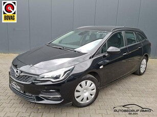 Opel Astra Sports Tourer 1.2 Elegance / TREKHAAK / NAVI /