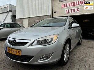 Opel Astra Sports Tourer 1.4 Turbo Cosmo airco navi