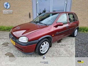 Opel Corsa 1.2i-16V Strada