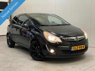 Opel Corsa 1.4 Benzine 2012 Stoelverwarming Nette Auto