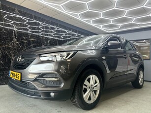 Opel Grandland X 1.2 Turbo Business Executive