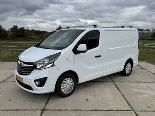 Opel Vivaro 1.6 CDTI 120pk airco navigatie 3 zits euro 5