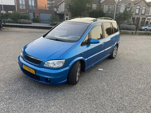 Opel Zafira 2.0-16V turbo OPC! Schuifdak! Leder! Airco!