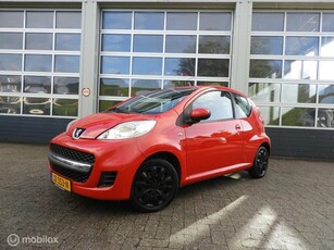 Peugeot 107 1.0-12V Accent