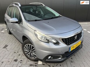 Peugeot 2008 1.2 PureTech Blue Lion / Pano / PDC / Navi /