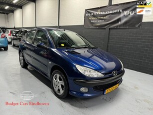 Peugeot 206 1.4 Forever Nap/5Drs/INRUILKOOPJE!!