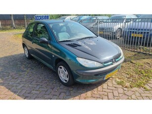 Peugeot 206 1.4 XR??€450,??APK 10 04 2025 - trekhaak ZO MEE