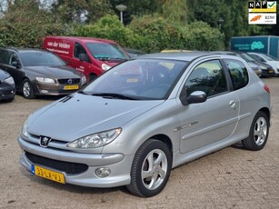 Peugeot 206 1.6-16V Quiksilver,Airco,APK 10-2025!