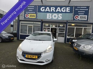 Peugeot 208 1.2 VTi Access/Navigatie/Nieuwe koppelingsset